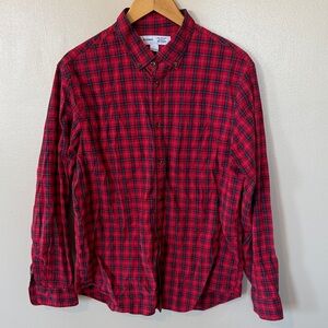Old Navy Red and Navy Checkered Men's Shirt